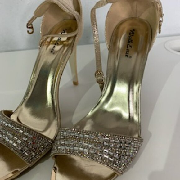 ECS Walk Eaze Golden Fancy Kitten Heels - Size 39 - Picture 3 of 13